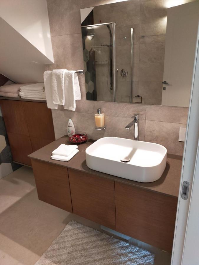 Sweet Dream Deluxe Apartment Sirmione Esterno foto