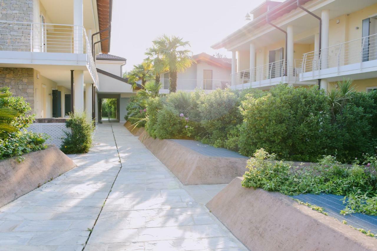 Sweet Dream Deluxe Apartment Sirmione Esterno foto